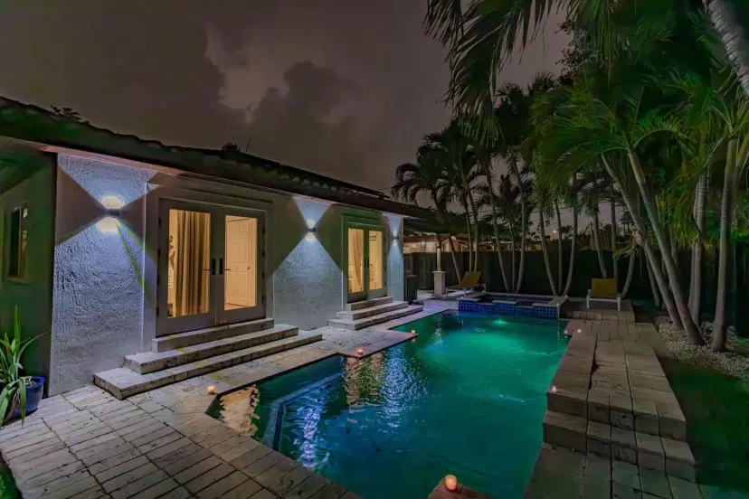 Picture of 1105 NE 133Rd St, North Miami FL 33161