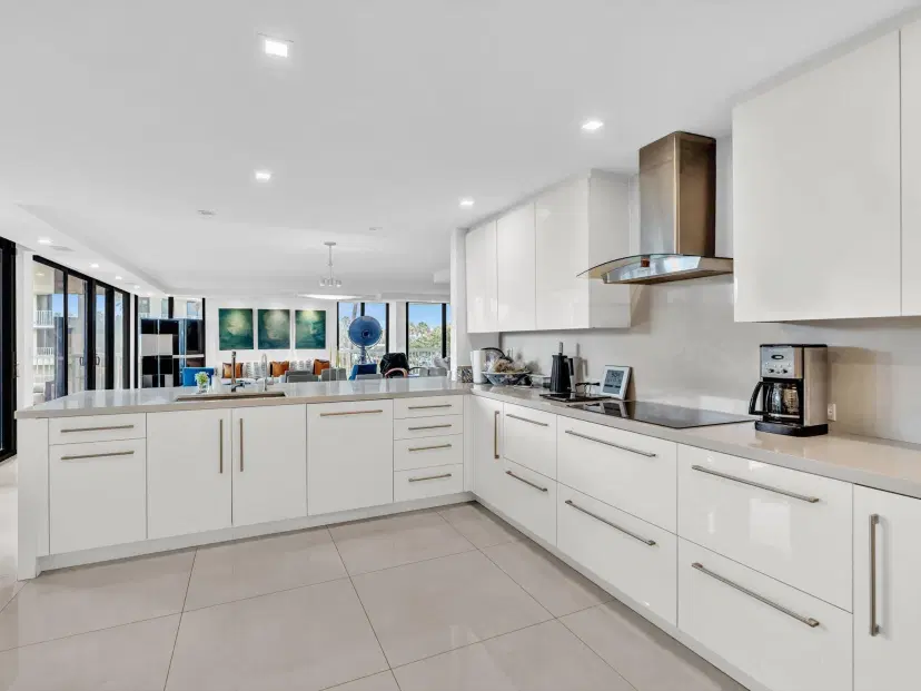 Picture of 3300 S Ocean Boulevard 108S, Palm Beach FL 33480