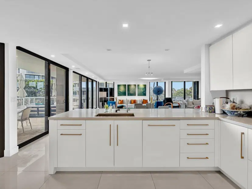 Picture of 3300 S Ocean Boulevard 108S, Palm Beach FL 33480