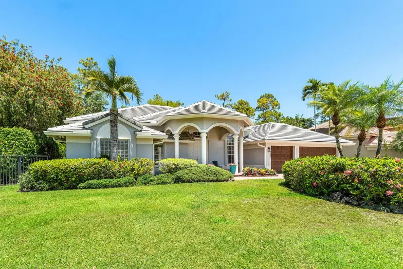 Picture of 582 Cypress Green Circle, Wellington FL 33414
