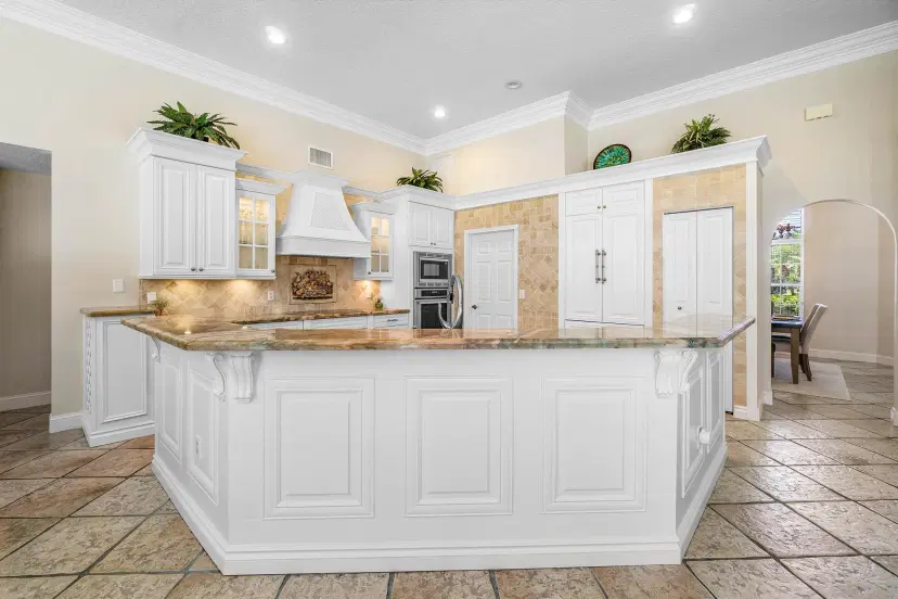 Picture of 582 Cypress Green Circle, Wellington FL 33414