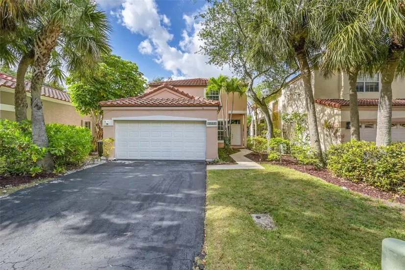 Picture of 10640 NW 10Th St, Plantation FL 33322