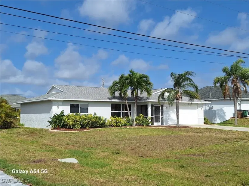 Picture of 478 NE 2Nd Pl, Cape Coral FL 33909