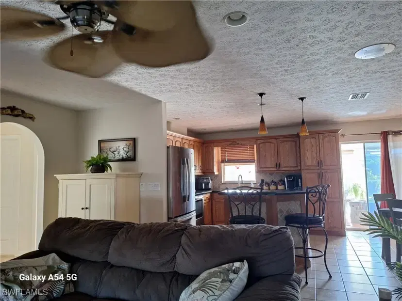Picture of 478 NE 2Nd Pl, Cape Coral FL 33909