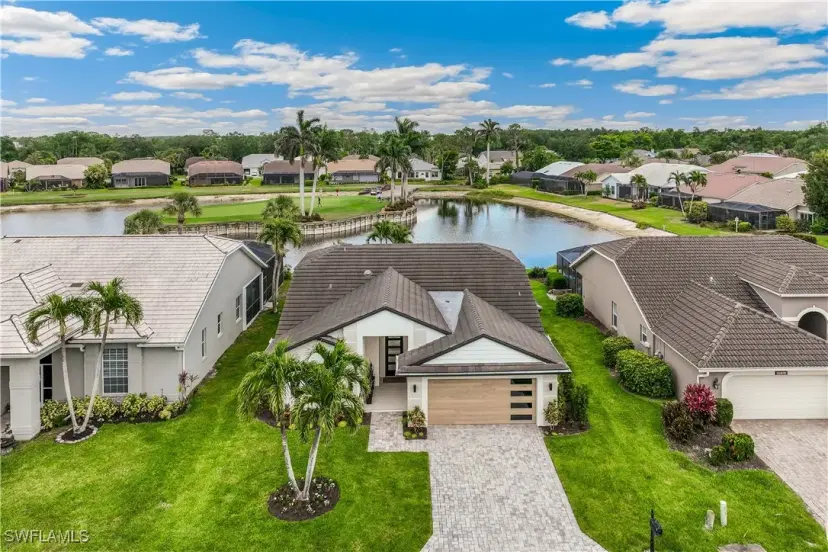 Picture of 9050 Old Hickory Cir, Fort Myers FL 33912