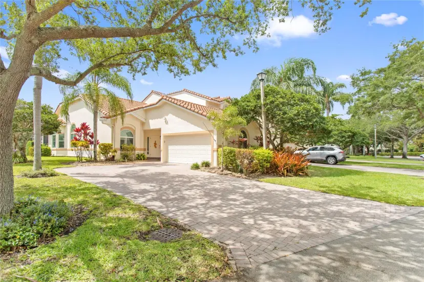 Picture of 668 W Palm Aire Dr 668, Pompano Beach FL 33069