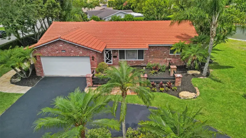 Picture of 10350 NW 42Nd Dr, Coral Springs FL 33065