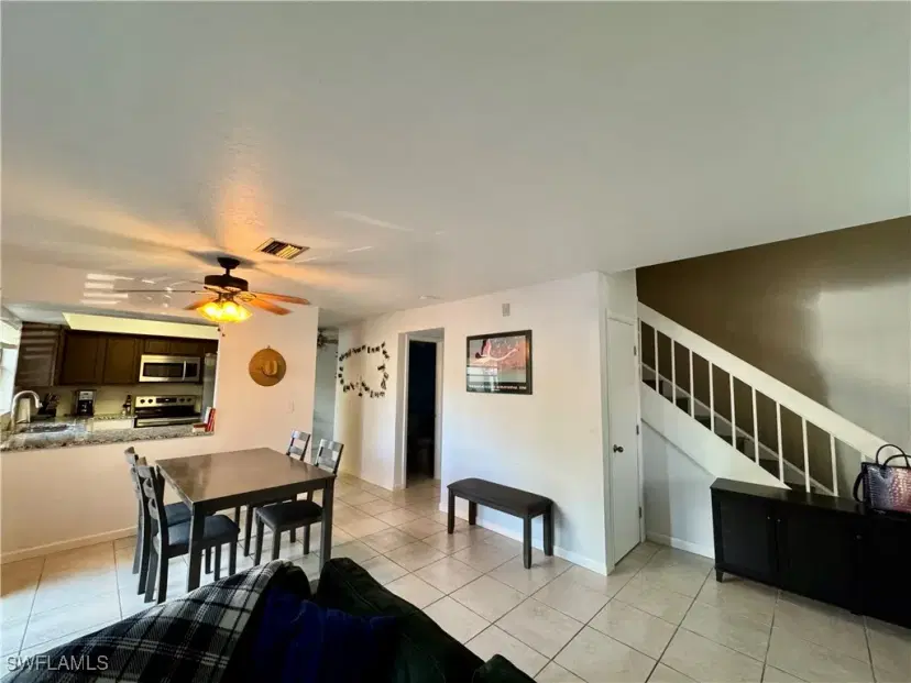 Picture of 1431 SW Courtyards Ter 115, Cape Coral FL 33914