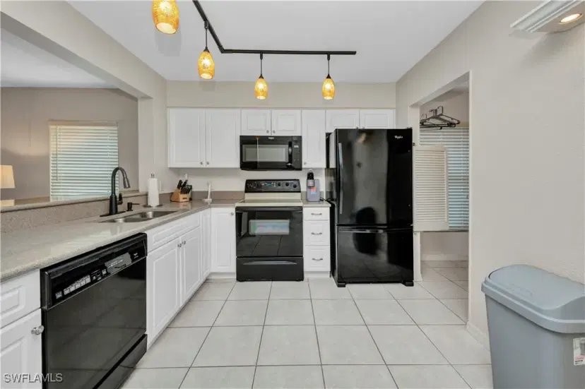 Picture of 26336 Nadir Rd 10, Punta Gorda FL 33983
