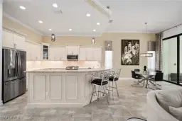 Picture of 6541 Roma Way, Naples, FL 34113