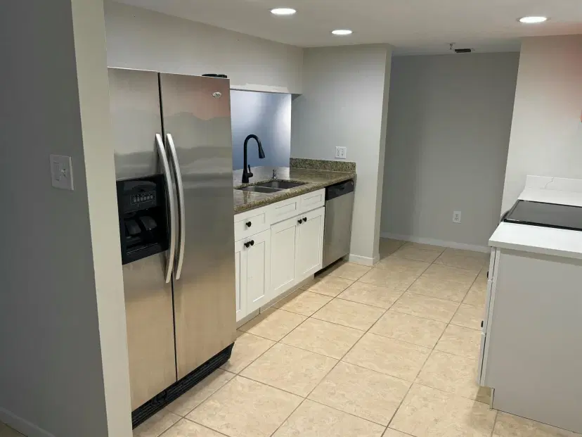Picture of 950 Lavers Circle F109, Delray Beach FL 33444