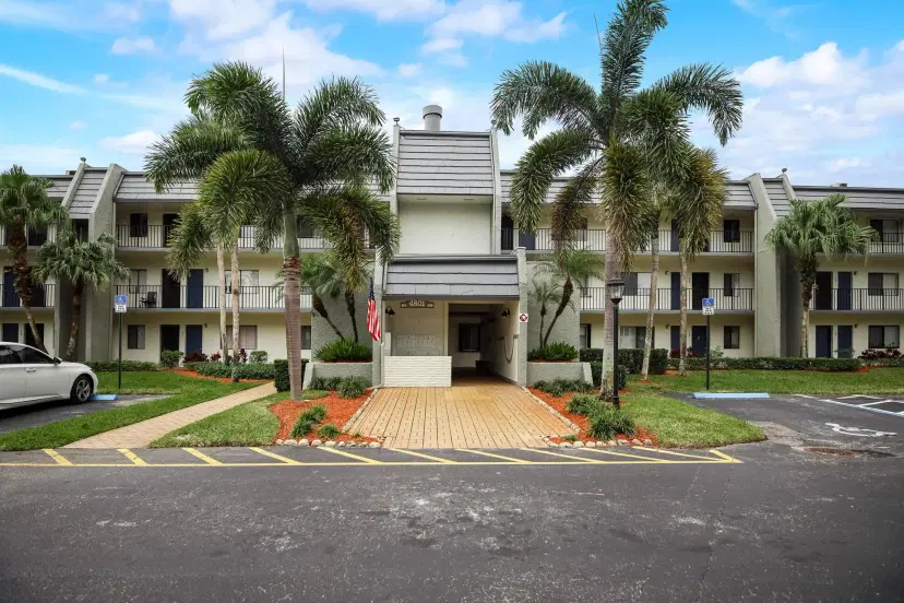 Picture of 4801 Esedra Court 104, Lake Worth FL 33467