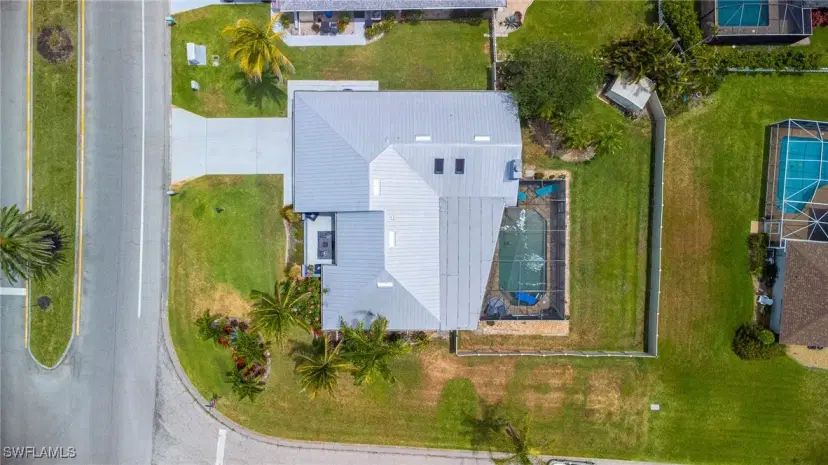 Picture of 1702 Whiskey Creek Dr, Fort Myers FL 33919