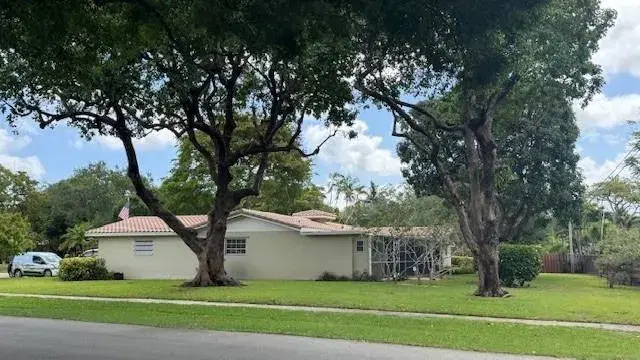 Picture of 550 NW 66Th Ave, Plantation FL 33317