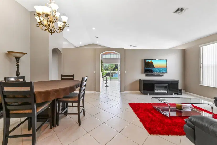 Picture of 9514 Lago Drive, Boynton Beach FL 33472