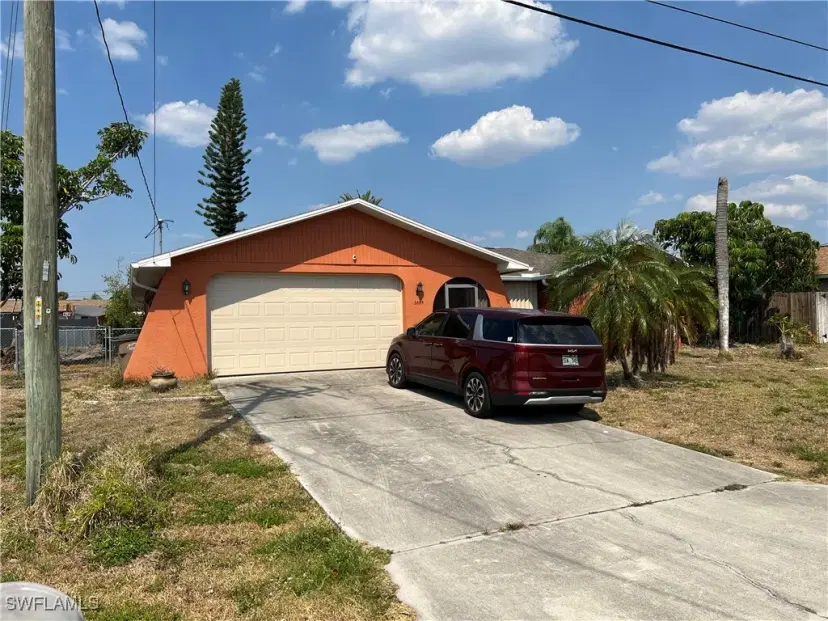 Picture of 3805 SE 10Th Ave, Cape Coral FL 33904