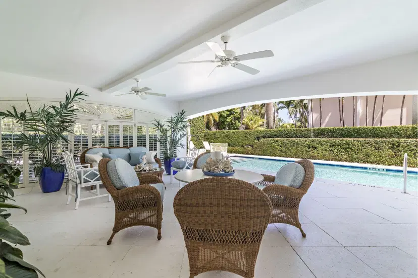 Picture of 354 Chilean Avenue 4D, Palm Beach FL 33480