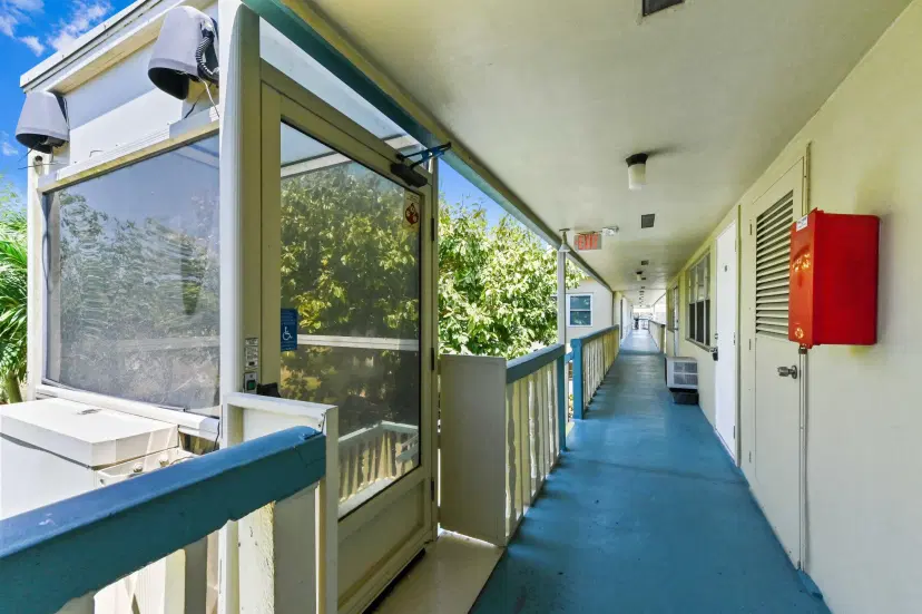Picture of 111 Dorchester E 111, West Palm Beach FL 33417