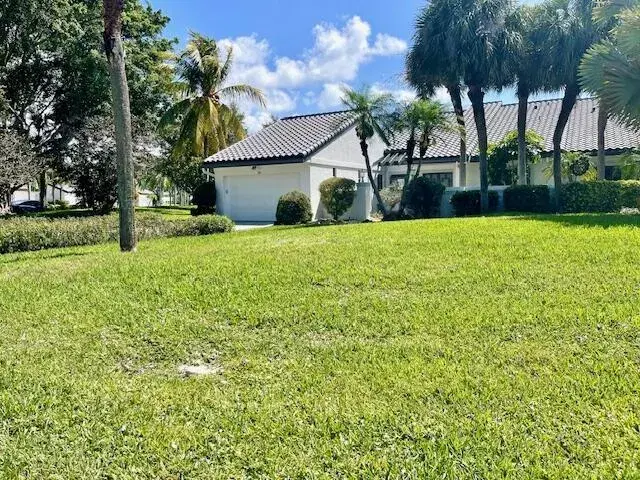Picture of 14 Windsor Lane, Boynton Beach FL 33436