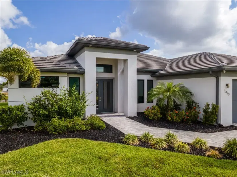 Picture of 1423 SW 40Th Ter, Cape Coral FL 33914
