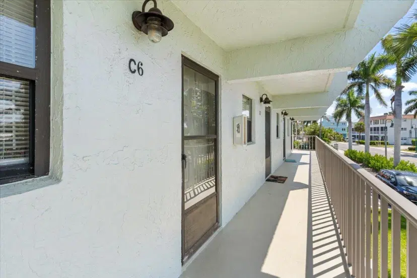 Picture of 1300 Seaway 6 Drive 6, Fort Pierce FL 34949