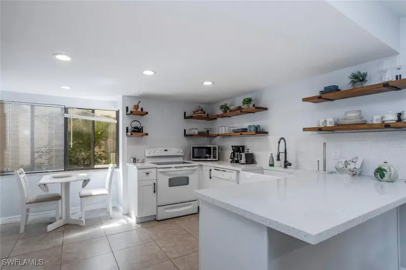 Picture of 15110 Ports Of Iona Dr 102, Fort Myers FL 33908