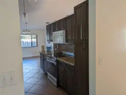 Picture of 707 SE 3 Avenue, Dania Beach, FL 33004