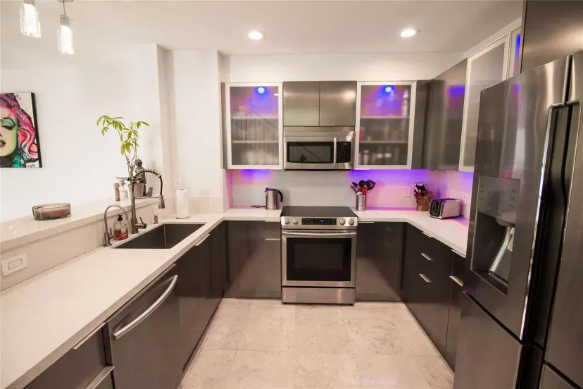 Picture of 824 NE 19Th Ave, Fort Lauderdale FL 33304
