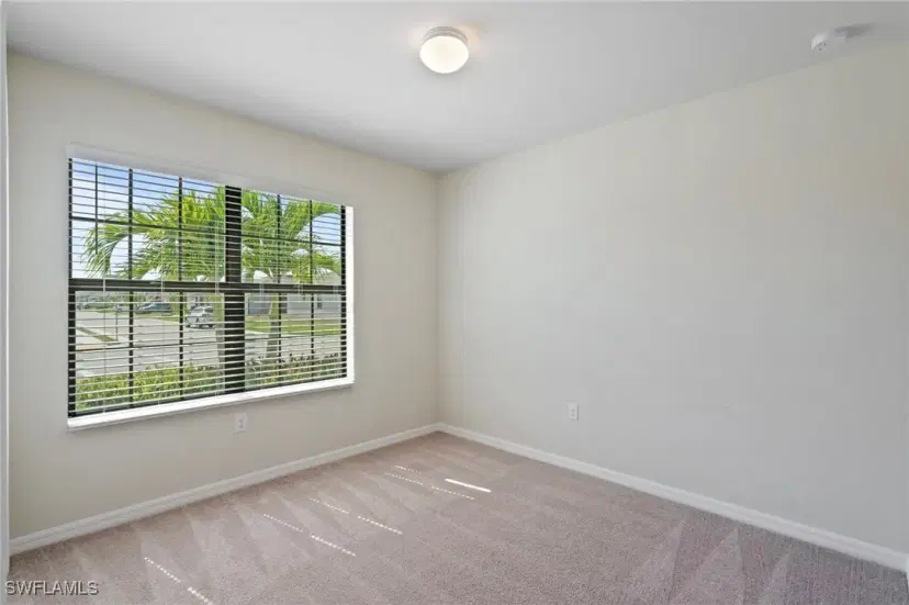 Picture of 16044 Enclaves Cove Dr, North Fort Myers FL 33917