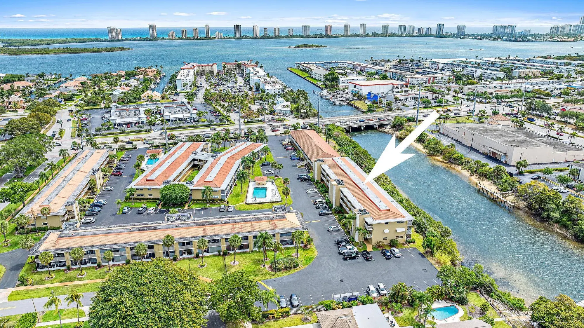 Picture of 405 Us Highway 1 104, North Palm Beach, FL 33408