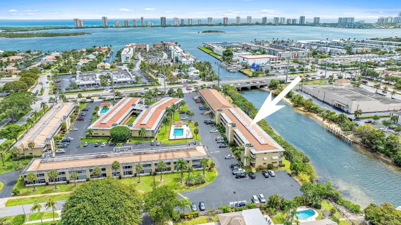Picture of 405 Us Highway 1 104, North Palm Beach FL 33408