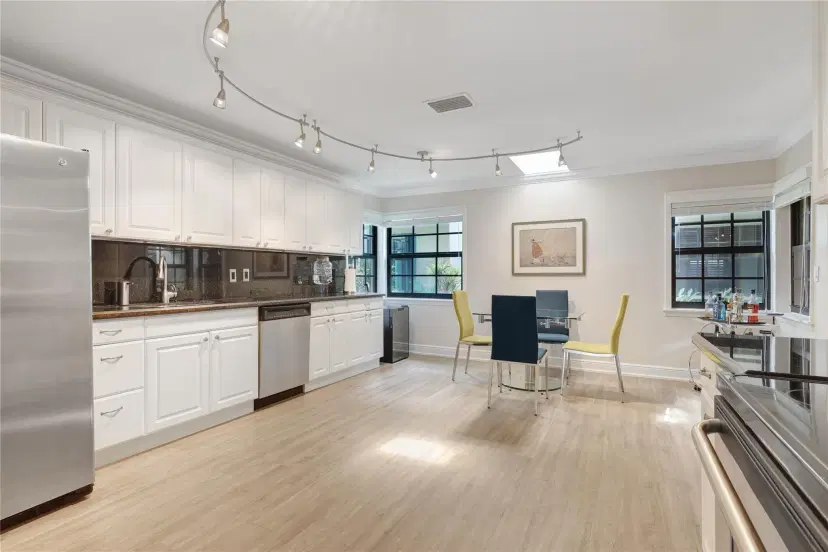 Picture of 905 SE 12Th Ct 17, Fort Lauderdale FL 33316
