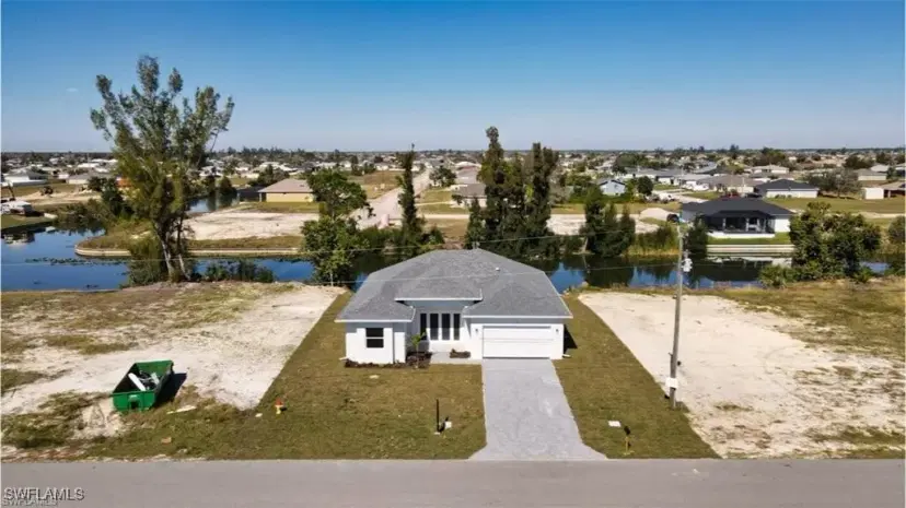 Picture of 121 NE 8Th Ter, Cape Coral FL 33909