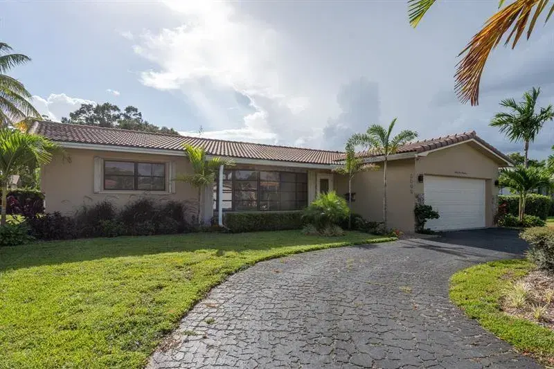 Picture of 3900 N 51St Ave, Hollywood FL 33021