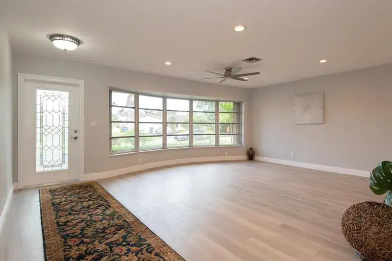 Picture of 3900 N 51St Ave, Hollywood FL 33021