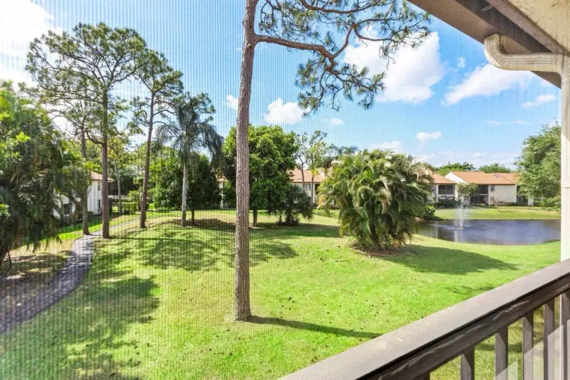 Picture of 3362 Lucerne Park Drive 421, Greenacres FL 33467