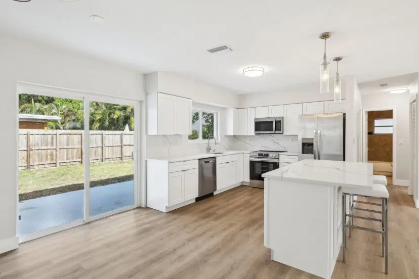 Picture of 3460 NE 15Th Ave, Oakland Park FL 33334