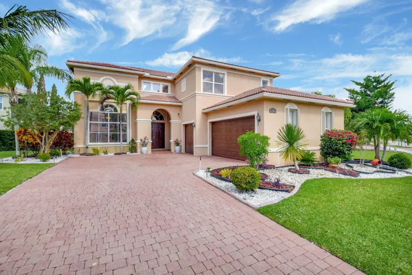 Picture of 8841 Cobblestone Point Circle, Boynton Beach FL 33472