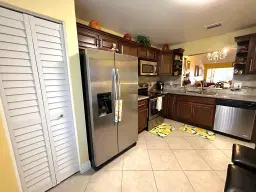 Picture of 4330 Lucerne Villas Lane, Lake Worth, FL 33467