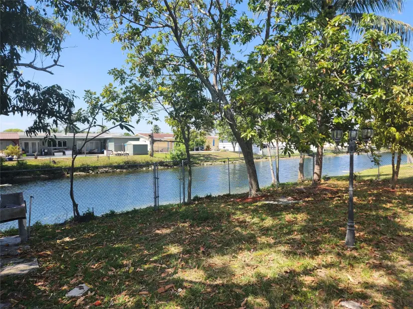 Picture of 8520 NW 24Th Pl, Sunrise FL 33322