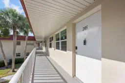 Picture of 26 Pine Arbor Lane 205, Vero Beach, FL 32962