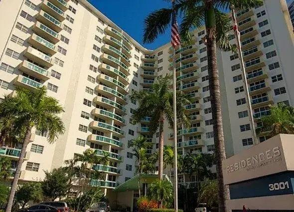 Picture of 3001 S Ocean Drive S 101, Hollywood FL 33019