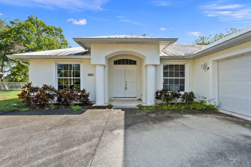 Picture of 1065 17Th Lane Sw, Vero Beach FL 32962