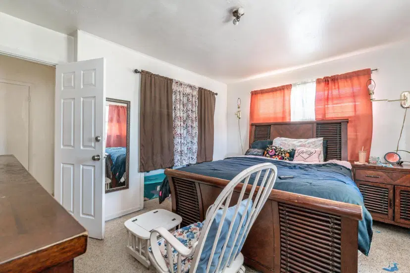 Picture of 1021 NW 195 St, Miami FL 33169