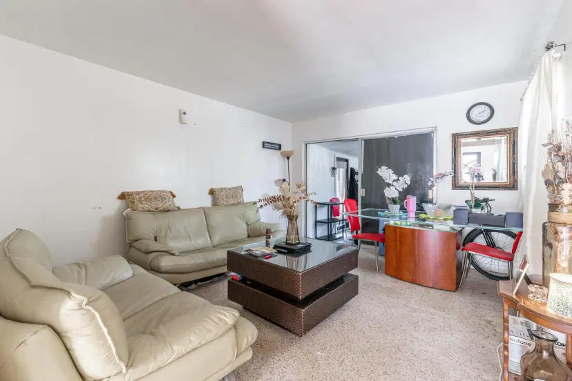 Picture of 1021 NW 195 St, Miami FL 33169