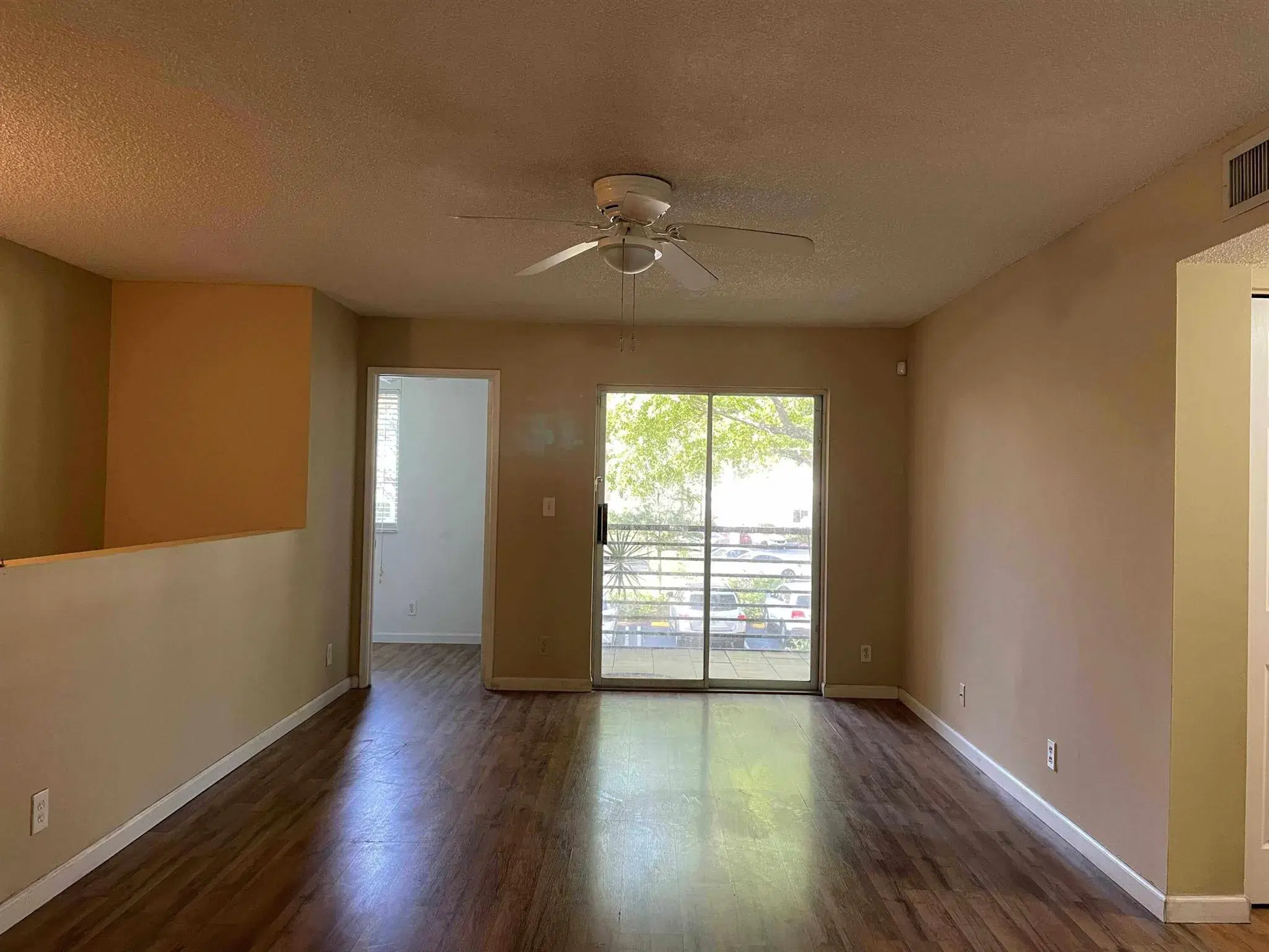 Picture of 704 Gardens Drive 203, Pompano Beach, FL 33069