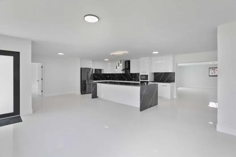 Picture of 20685 NE 2Nd Avenue, Miami FL 33179