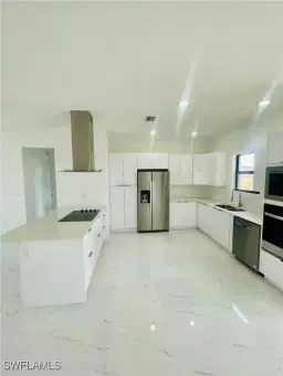 Picture of 2016 Hercules Rd, Labelle, FL 33935