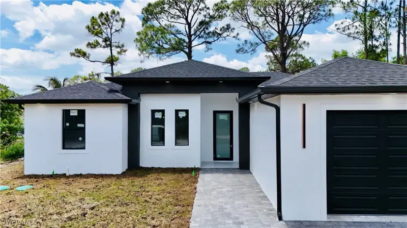 Picture of 512 Genesee Ave S, Lehigh Acres FL 33974