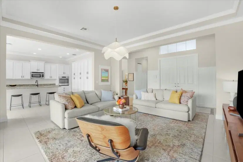 Picture of 2433 Bellarosa Cir, West Palm Beach, FL 33411